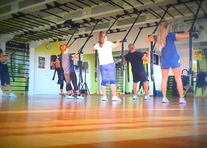 L'approdo 3* تْشيزيناتيكو